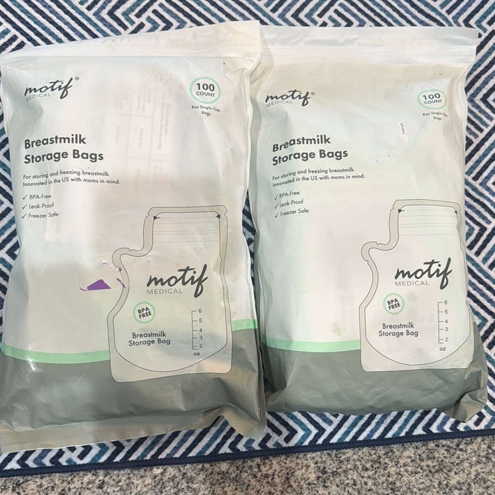 Motif Breastmilk Storage Bags